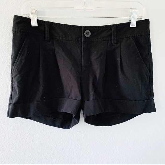 Frenchi Black Pleated Mid Rise Shorts Sz 5 - Picture 1 of 5